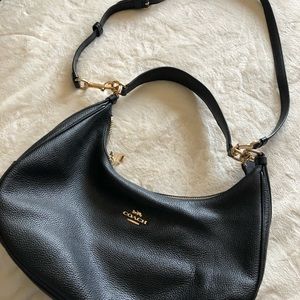 Black Coach cross body/shoulder/hand bag!
